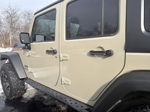 Certified 2017 Jeep Wrangler Unlimited Rubicon image 9