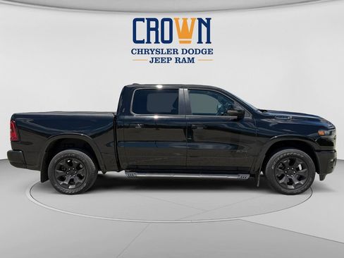 Used 2025 RAM 1500 Big Horn AWD/4WD image 2