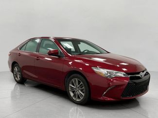 Used 2016 Toyota Camry SE video 1
