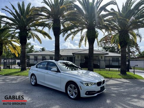 Used 2016 BMW 328i xDrive Sedan AWD/4WD image 1