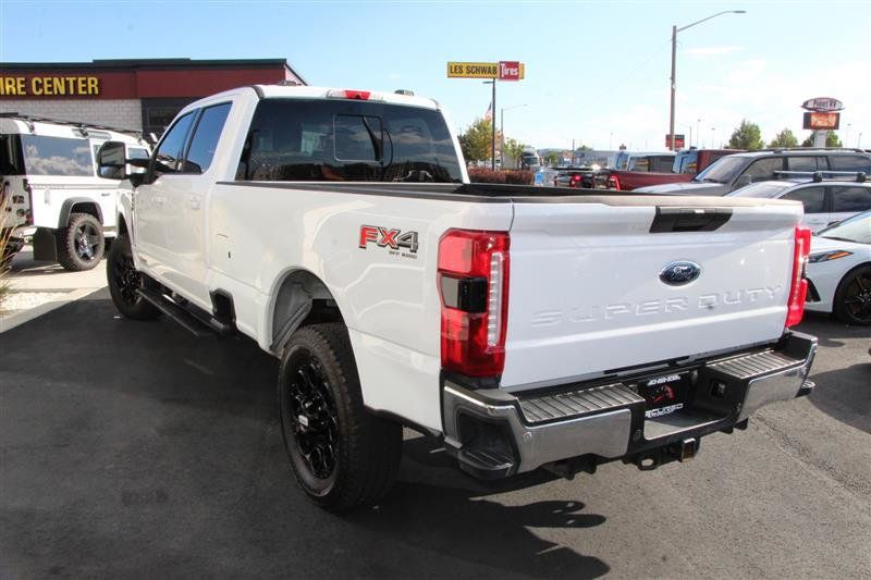 Used 2023 Ford F350 Lariat w/ FX4 Off-Road Package AWD/4WD image 6