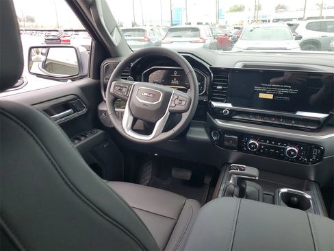 New 2026 GMC Sierra 1500 SLT w/ SLT Premium Package image 8
