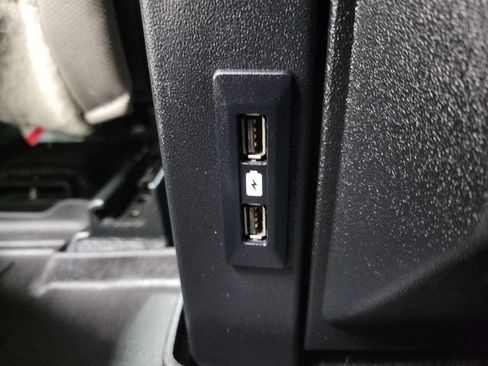 Used 2018 Ford F150 XLT AWD/4WD image 16