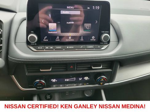 Certified 2026 Nissan Rogue SV AWD/4WD image 26