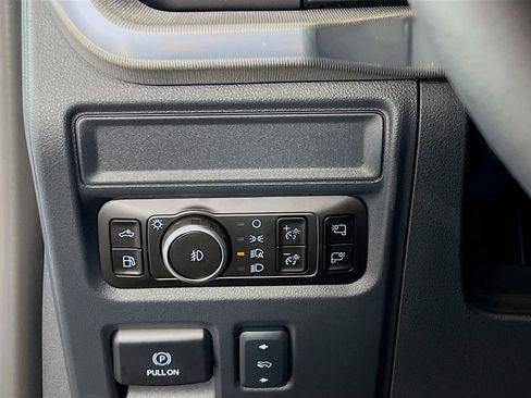 New 2025 Ford F150 Lariat w/ Equipment Group 502A High image 19