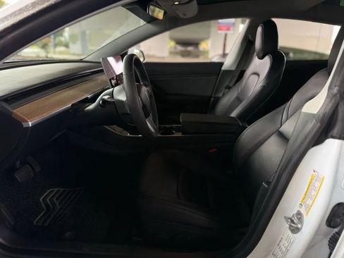 Used 2019 Tesla Model 3 Standard Range Plus image 22