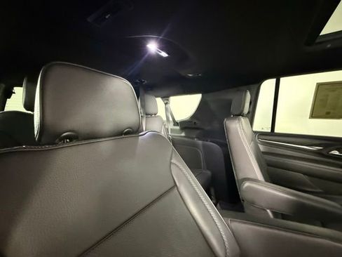 Used 2021 GMC Yukon XL Denali AWD/4WD image 26