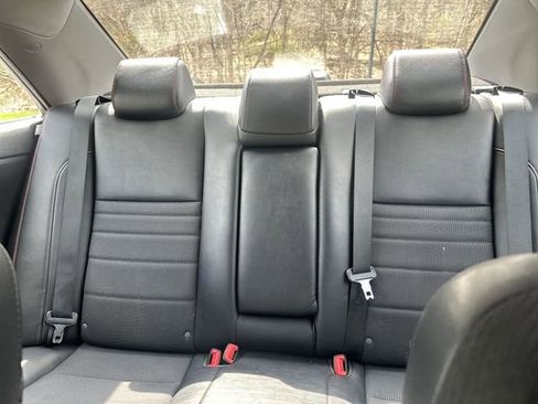 Used 2016 Toyota Camry SE image 28