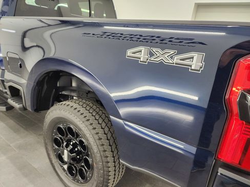 Used 2025 Ford F250 XLT w/ Black Appearance Package image 32