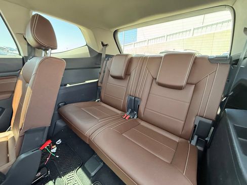 Used 2023 Volkswagen Atlas SE FWD image 22