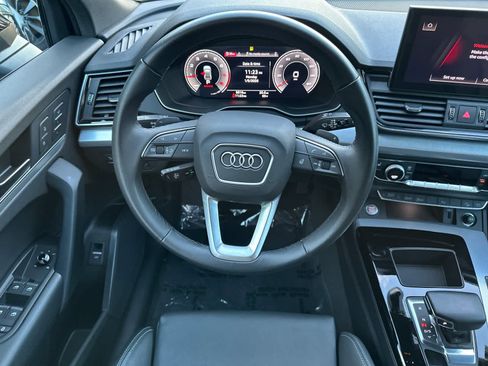 Used 2025 Audi Q5 2.0T Premium image 14