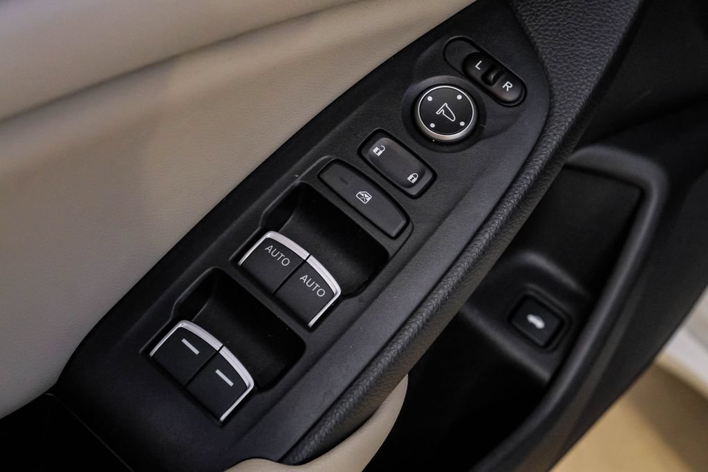 Used 2019 Honda Accord EX-L image 53