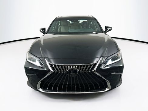 Used 2025 Lexus ES 350 w/ Premium Package image 2