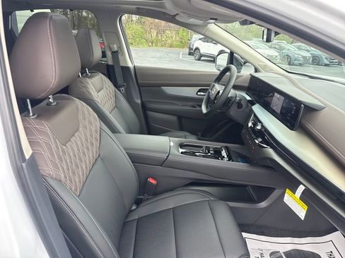 New 2026 Nissan Murano Platinum w/ Cargo Package AWD/4WD image 30