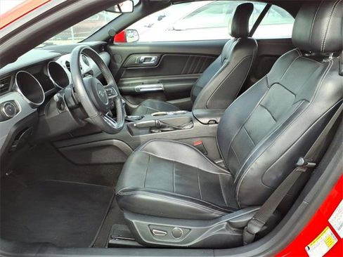 Used 2016 Ford Mustang Premium image 8