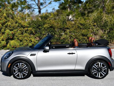 Used 2023 MINI Cooper S image 31