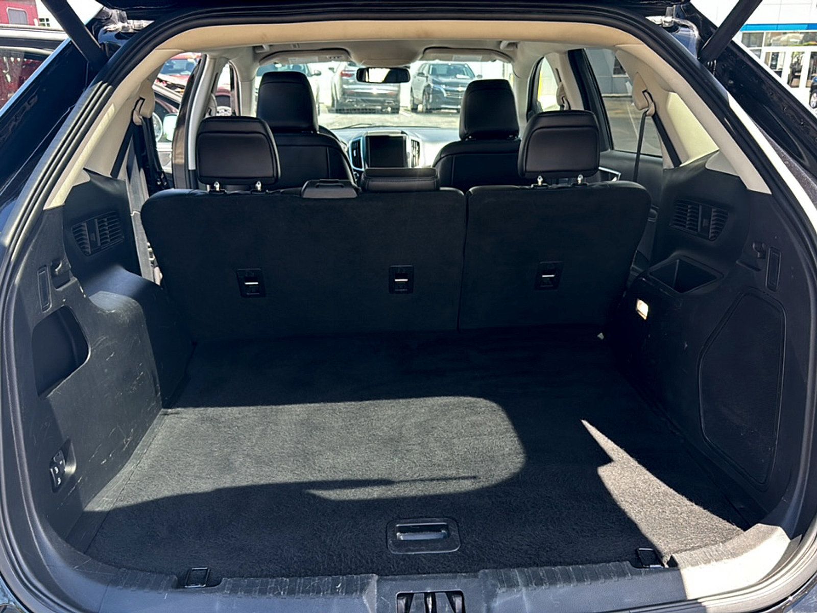 Used 2024 Ford Edge Titanium AWD/4WD image 23