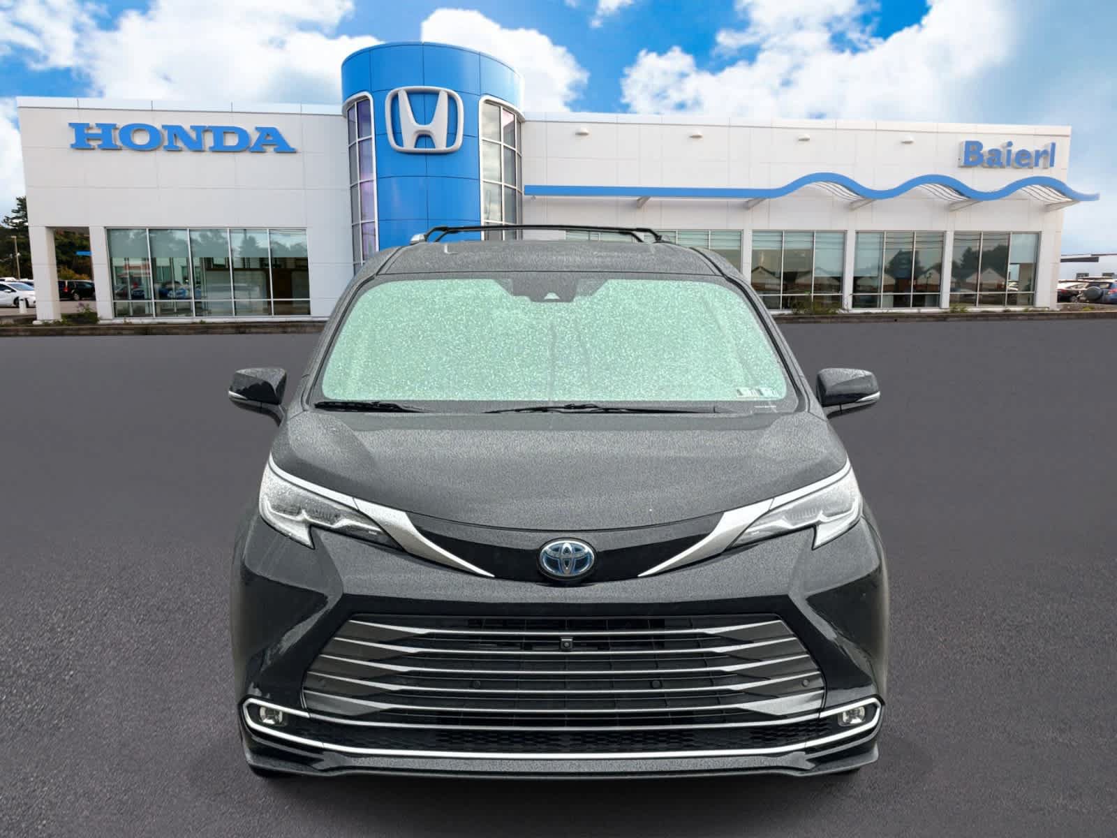 Used 2022 Toyota Sienna Platinum AWD/4WD image 8