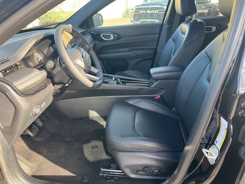 New 2026 Jeep Compass Limited image 20