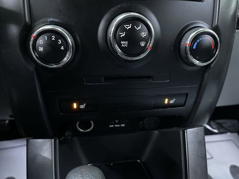 Used 2011 Kia Sorento LX w/ Convenience Pkg image 22