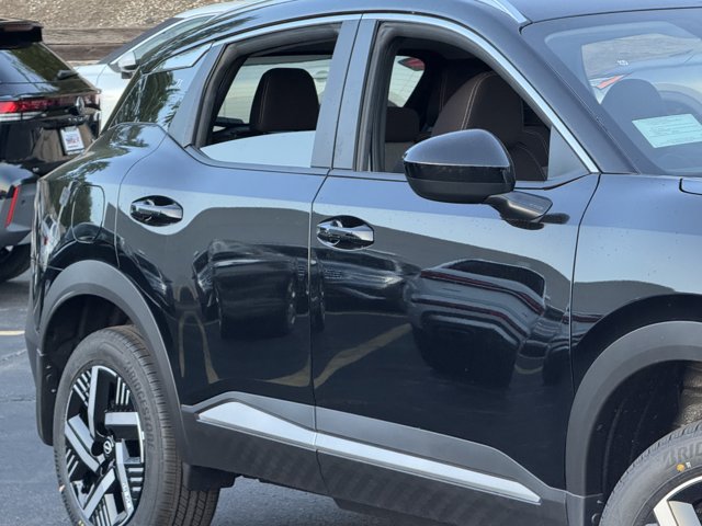 New 2026 Nissan Kicks SV FWD image 3