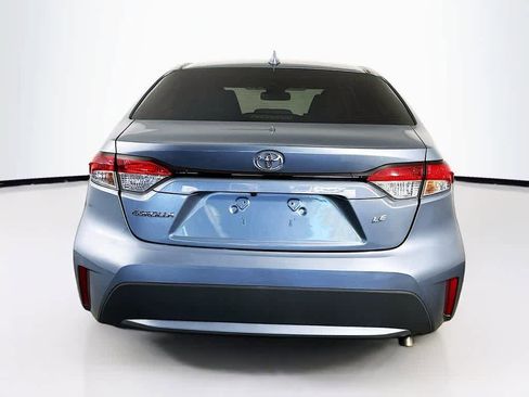 Used 2021 Toyota Corolla LE image 5