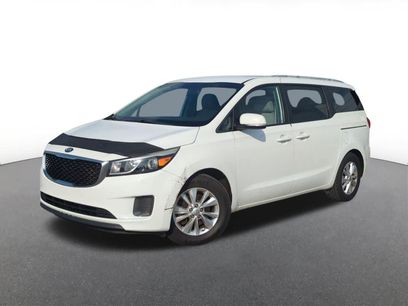 Used 2015 Kia Sedona LX