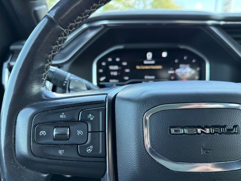 Used 2023 GMC Sierra 1500 Denali Ultimate AWD/4WD image 17