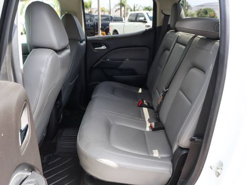 Used 2015 Chevrolet Colorado LT w/ Luxury Package RWD image 38