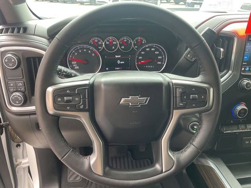 Used 2019 Chevrolet Silverado 1500 RST RWD image 41