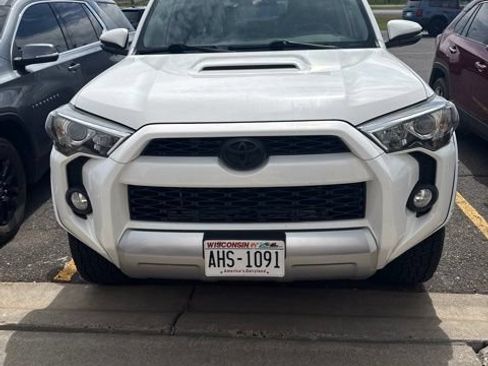 Certified 2017 Toyota 4Runner TRD Off-Road Premium AWD/4WD image 1