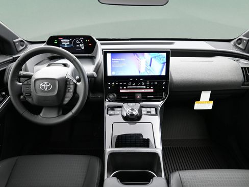Used 2024 Toyota bZ4X AWD w/ Weather Package image 31