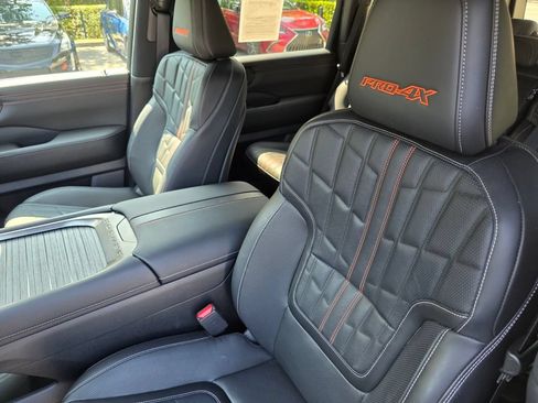 Used 2025 Nissan Armada PRO-4X w/ Pro-4X Premium Package AWD/4WD image 11
