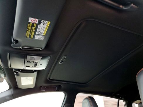 Used 2016 Toyota RAV4 SE image 24