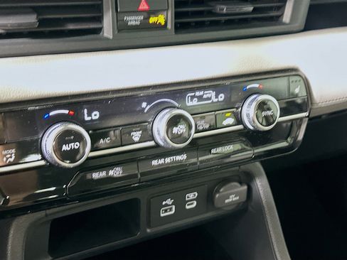 Used 2023 Honda Pilot EX-L image 22