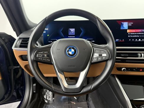 Used 2024 BMW i4 eDrive35 w/ Convenience Package image 22