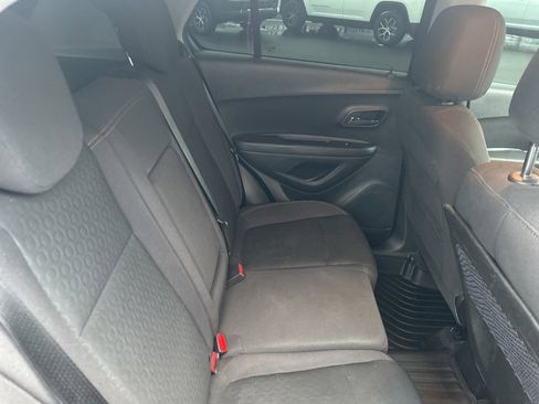 Used 2019 Chevrolet Trax LS w/ Tint and Cruise Package image 19