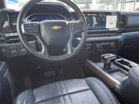 Used 2024 Chevrolet Silverado 1500 High Country w/ High Country Premium Package image 9