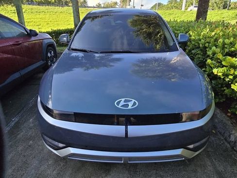 Used 2023 Hyundai Ioniq 5 SEL AWD/4WD image 3