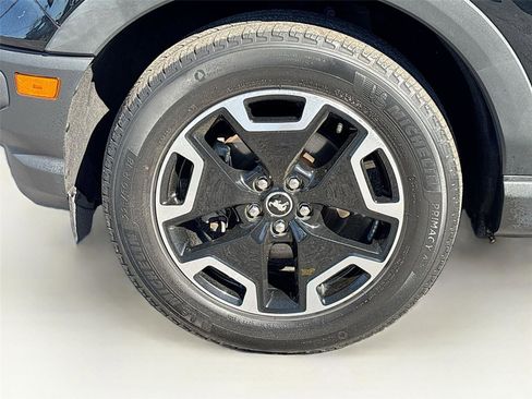 Used 2021 Ford Bronco Sport Outer Banks w/ Outer Banks Package (96D) image 36