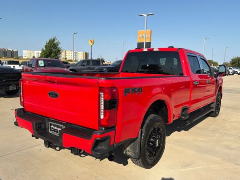 Used 2024 Ford F250 XLT w/ Black Appearance Package AWD/4WD image 5