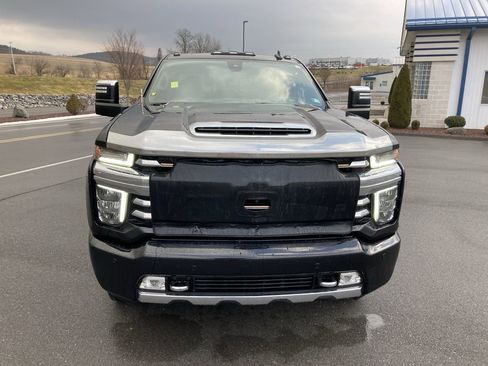 Used 2022 Chevrolet Silverado 3500 High Country w/ Snow Plow Prep/Camper Package image 2