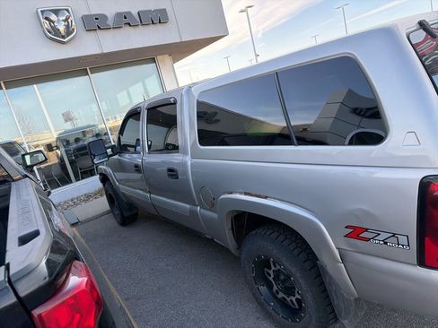 Used 2004 Chevrolet Silverado 1500 4x4 Crew Cab w/ Z71 Convenience Package 2 image 8