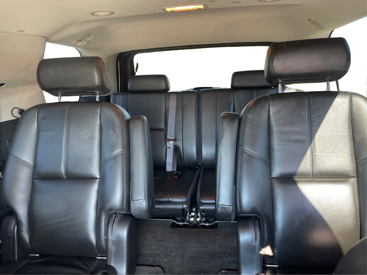 Used 2007 Chevrolet Tahoe LTZ w/ LTZ Preferred Equipment Group AWD/4WD image 14