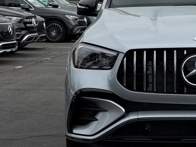 New 2026 Mercedes-Benz GLE 53 AMG 4MATIC image 7