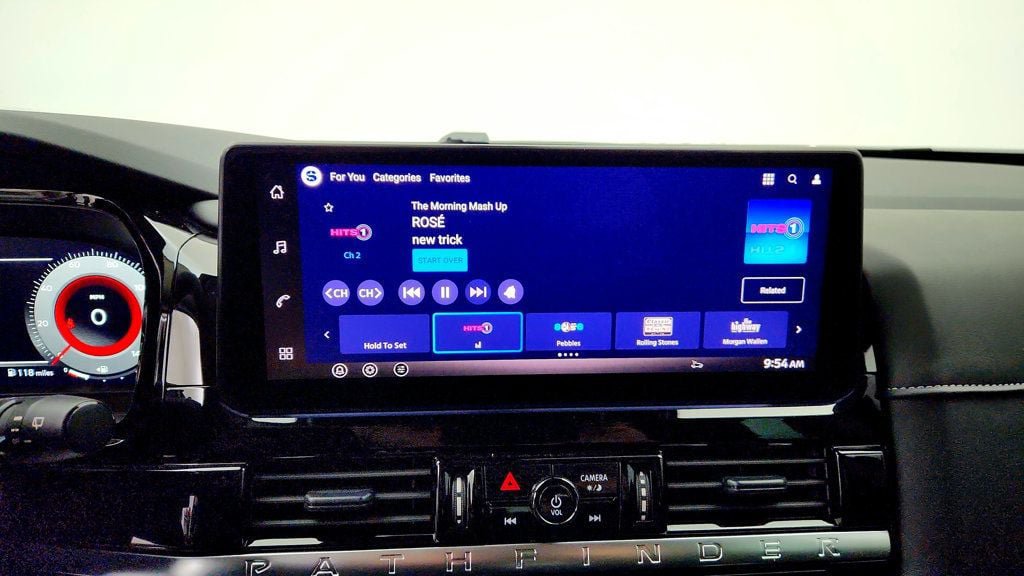 Used 2026 Nissan Pathfinder SL AWD/4WD image 17