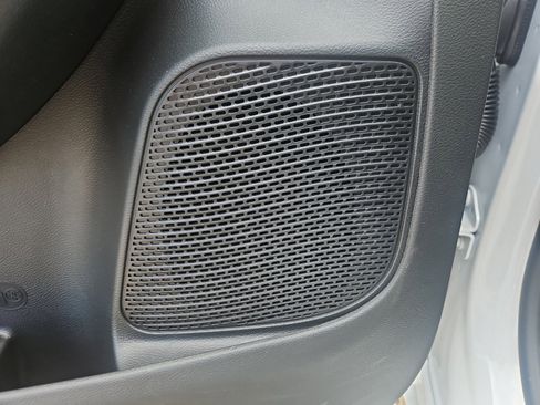 New 2026 Chrysler Pacifica Select image 27