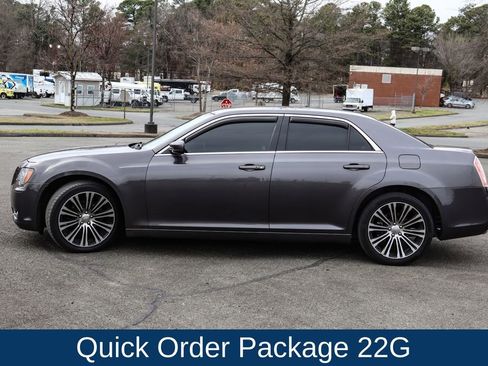 Used 2014 Chrysler 300 S image 4