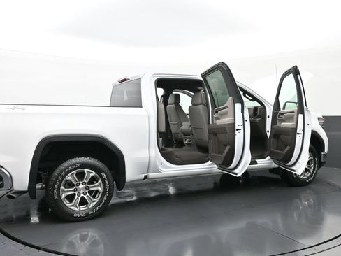 Used 2023 GMC Sierra 1500 SLT image 51