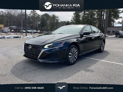 Used 2024 Nissan Altima 2.5 SV